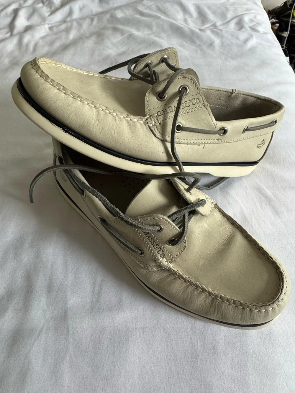 G.H. Bass & Co. Light Beige Leather Boat Shoes with Gray Laces